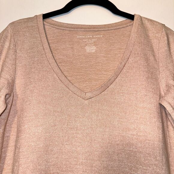 American Eagle Soft & Sexy Plush Long Sleeve Light Pink Small NWOT - Picture 2 of 10